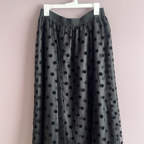 Black layered skirt polka dot Size 10/Large EUC - Picture 6 of 16